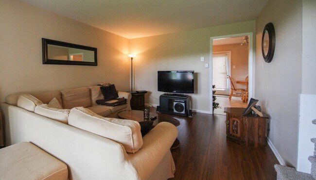 Photo - Kendra Street Apartments