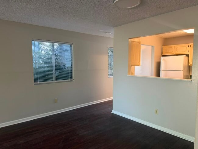 910 Brett Dr Unit 1