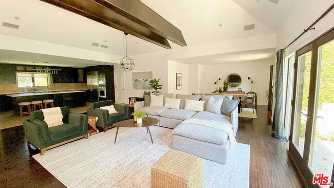 Photo - 13201 Bloomfield St