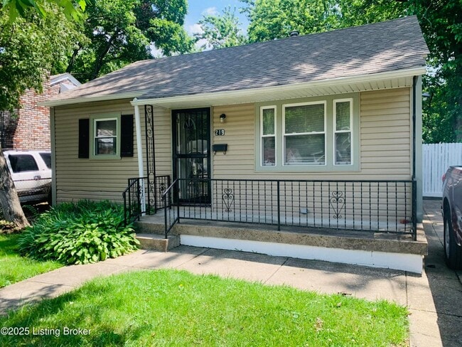 Photo - 219 N 37th St