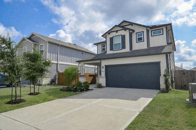 Photo - 25812 Hedgerow Dr