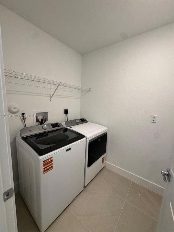 Photo - 17108 SW 2nd Cir Unit TOWNHOUSE