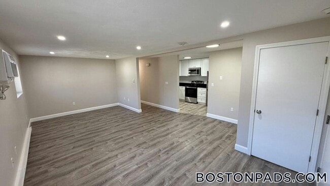 Photo - 310 Thompson Rd Unidad 411