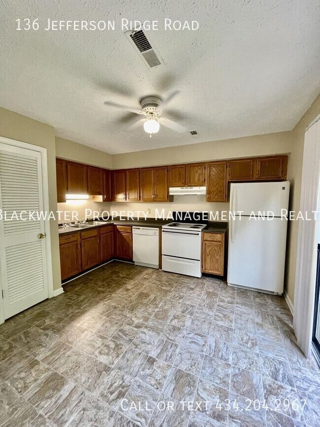 136 Jefferson Ridge Rd
