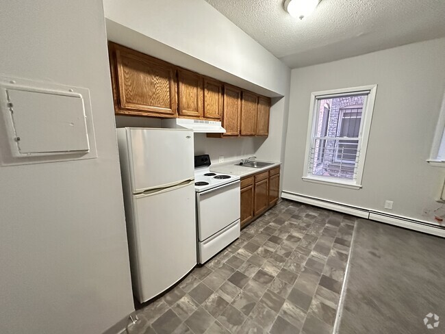 Building Photo - 36 S Huntington Ave Unit 18 Rental