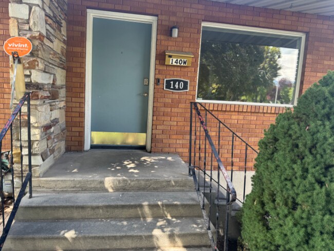 Photo - 140 W 800 N St