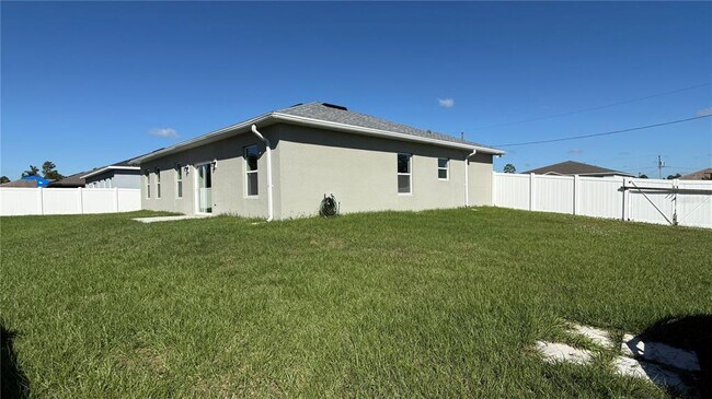 Photo - 2129 Hibiscus Pl