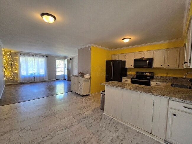 Photo - 1855 Luneta Ct