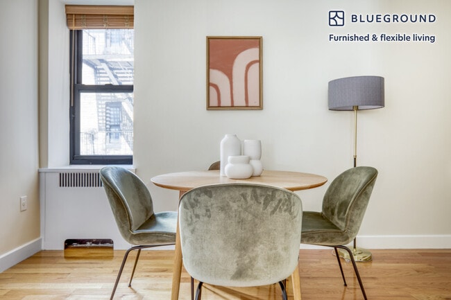 Photo - 252 E 61st St Unidad FL5-ID639