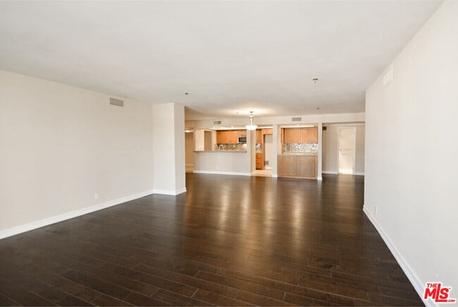 Photo - 10660 Wilshire Blvd Unit 705