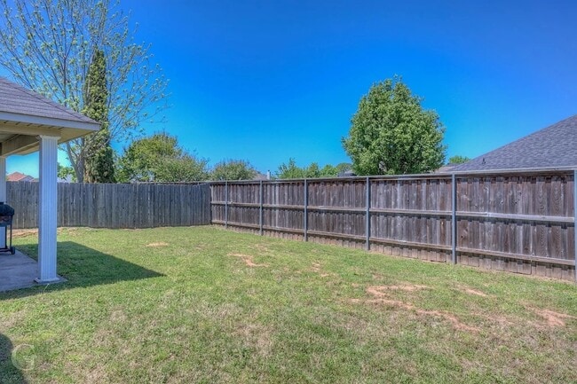 Photo - 326 Gaston Ln