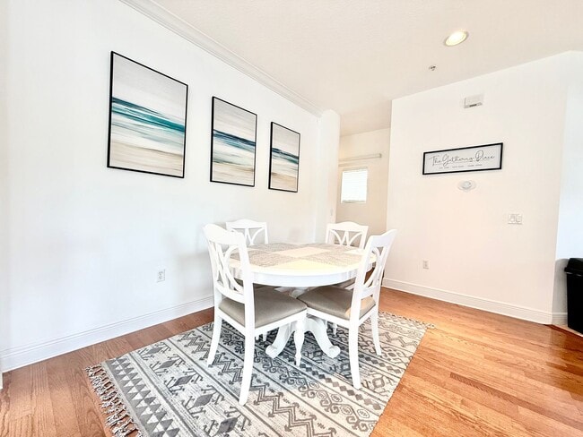 Photo - Perfect balance of space, style & easy living - 2Bedrooms 2.5Bath in Clearwater!