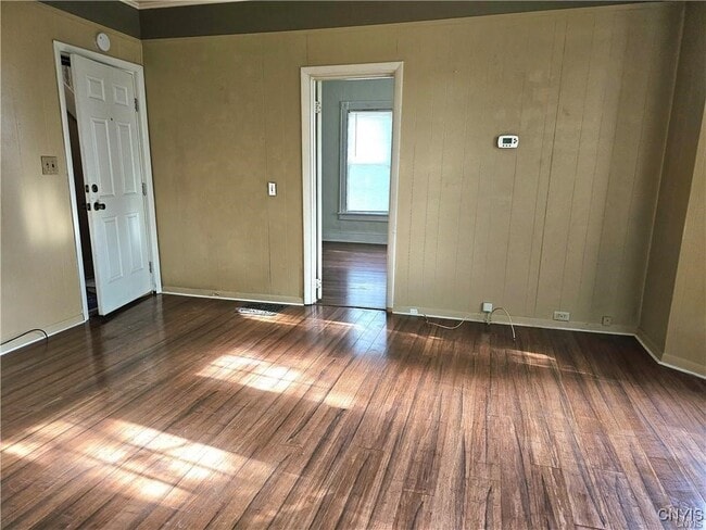 Photo - 305 Highland Ave