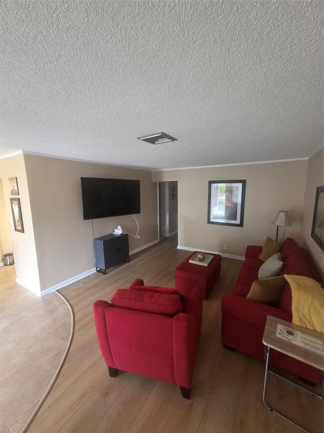 Photo - 1920 NE 51st Ct Unit 201