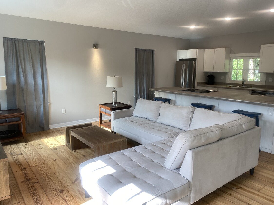 Photo - 523 E Livingston St (Orlando, FL)