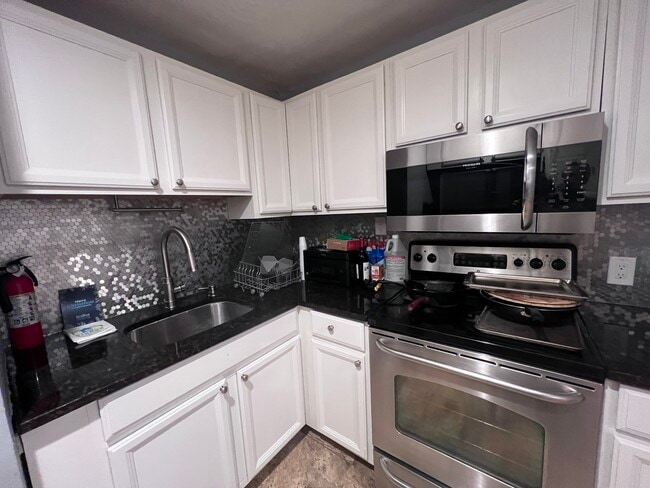 Photo - 50 Seymour St Unit 8