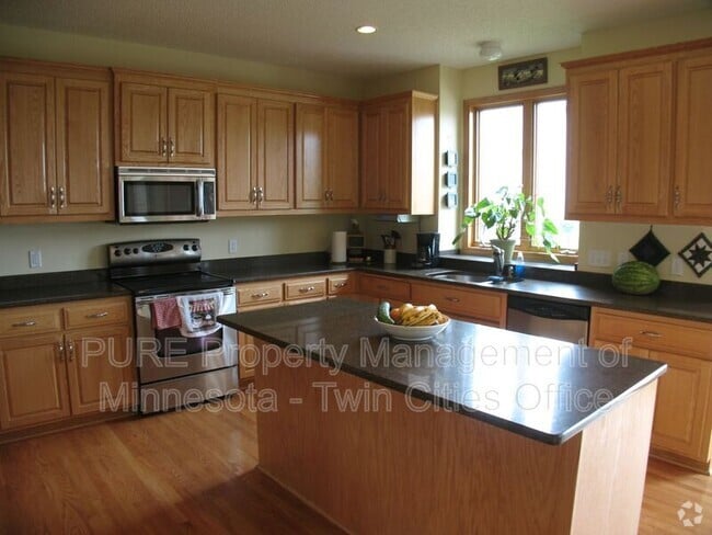 Building Photo - 1331 Eagle Bluff Ct Rental