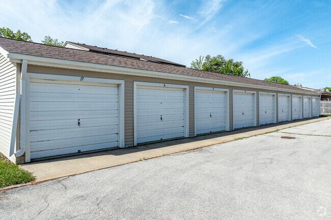 Linden East Apartments