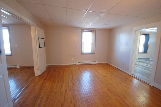 Photo - 224-224.5 State Bldg Commercial and Reside... Apartment Unit 224.5