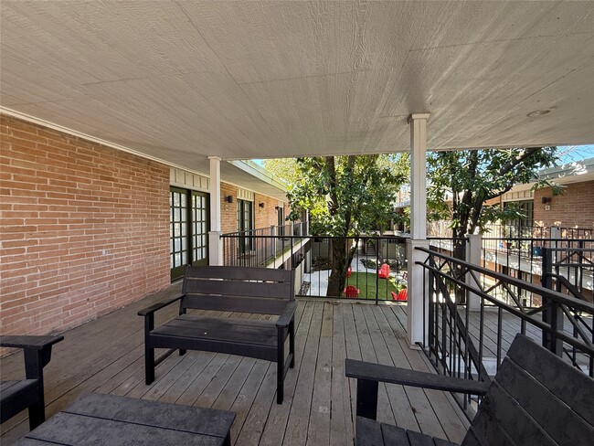 Photo - 1801 Cortlandt St Unidad 20