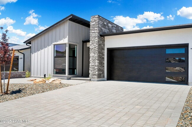 Photo - 1326 Rockwood Dr