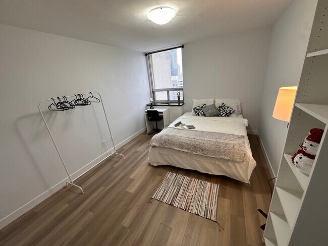 Photo - 100 Wellesley St E Unit 100 Wellesley St