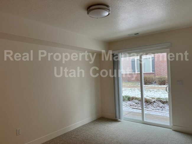 Photo - Short term lease! Newer American Fork Town...