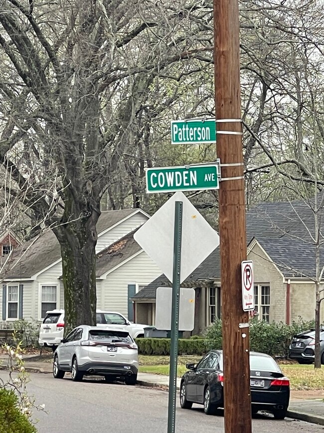 Building Photo - 3641 Cowden Ave