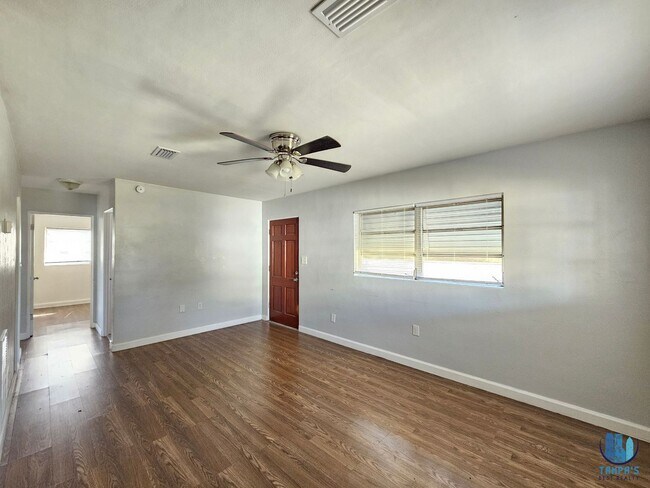 Photo - DECATUR#3219 Unidad Decature#3219