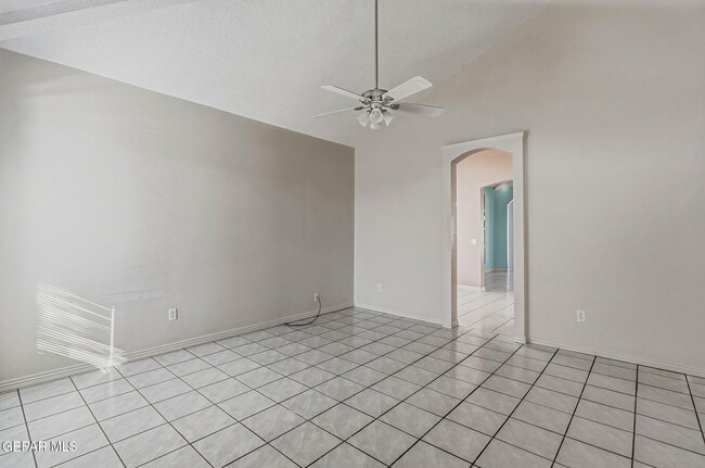 Photo - 3132 Tierra Lima Dr