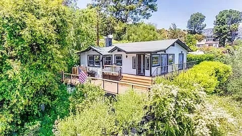 Photo - 2597 Dearborn Dr