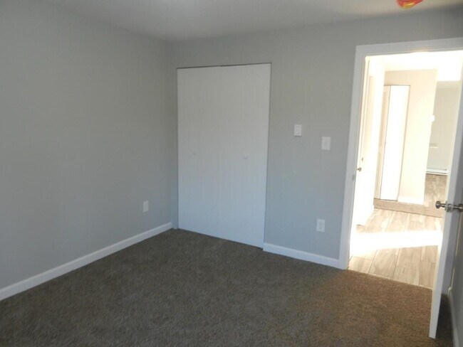 Bedroom 2 - 260 Tremont St Unit 1