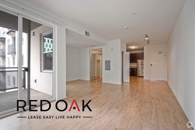 Building Photo - Fabulous Studio Drenched in Natural Light,... Unit 211 Rental