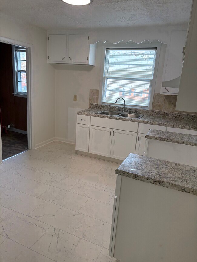 Photo - 3225 Panorama Dr