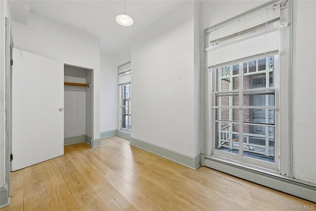 Photo - 203 Grand St Unidad 1