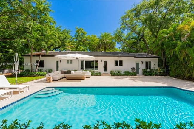 Building Photo - Mariposa Avenue, Coral Gables, FL 33146 - 3 BR 2 BA single-family home