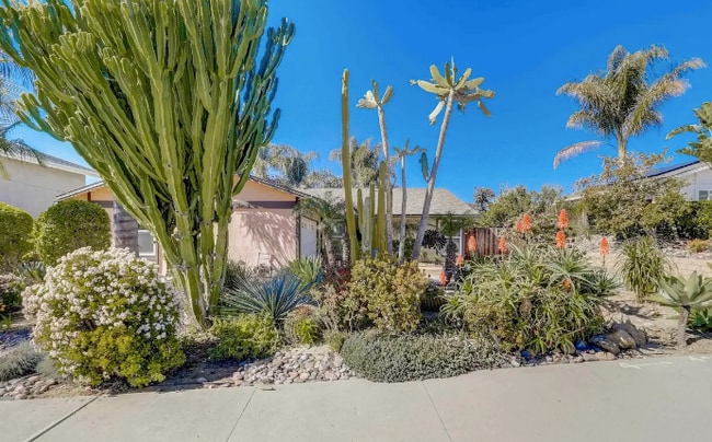 Photo - 10044 Carlton Hills Blvd