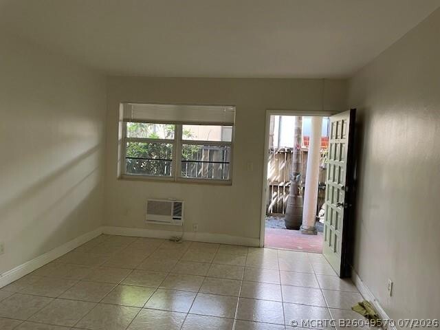 Photo - 6930 Byron Ave Unit 105