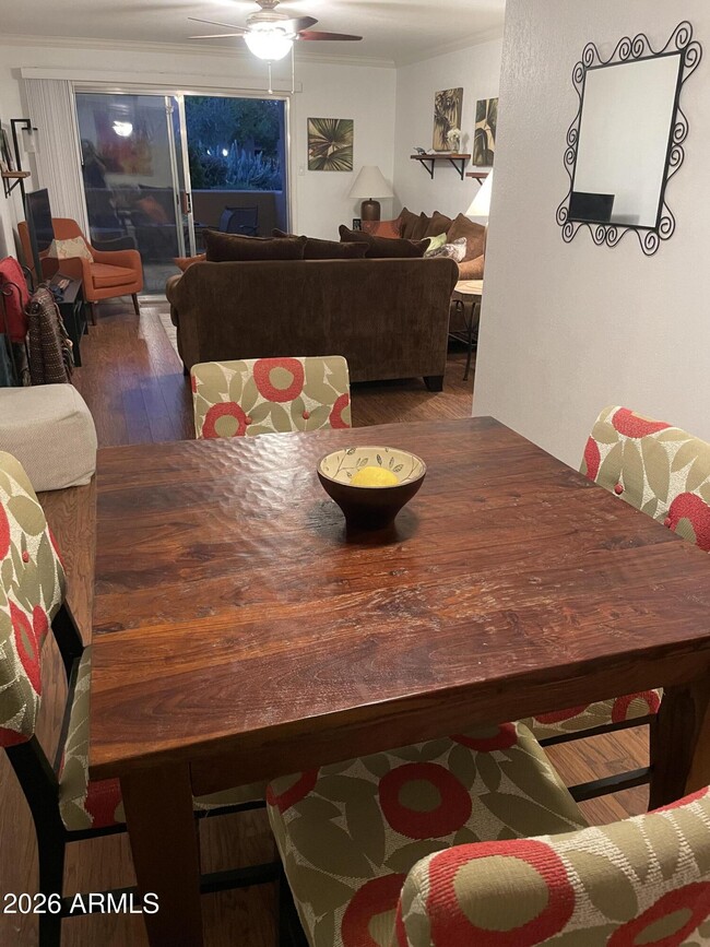 8250 E Arabian Trail Unidad 111