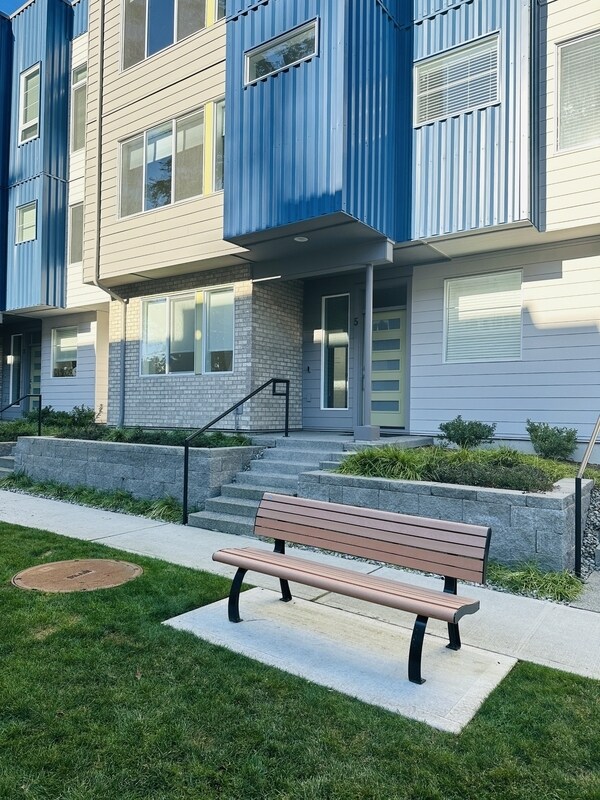 Building Photo - 7629 NE 122nd Ct Unit 5 Rental