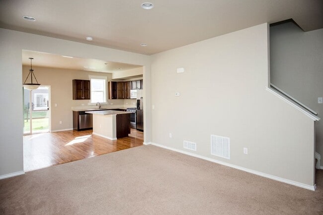 Building Photo - 532 Walhalla Ct