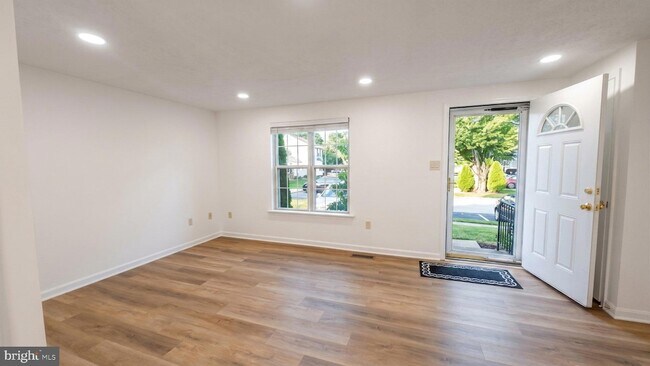 Photo - 1463 Mobley Ct