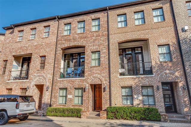 Photo - 2171 Helsminster Dr