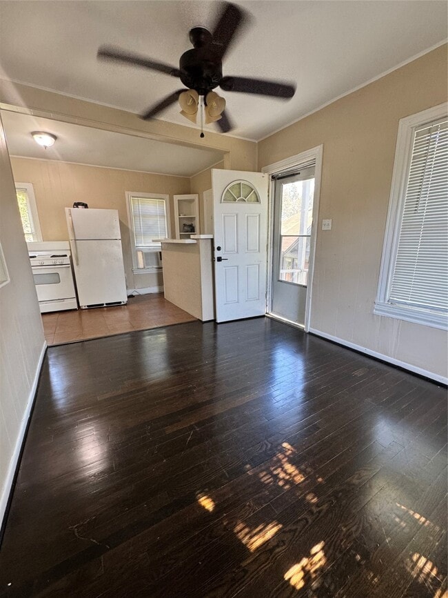 Photo - 4607 Canal St