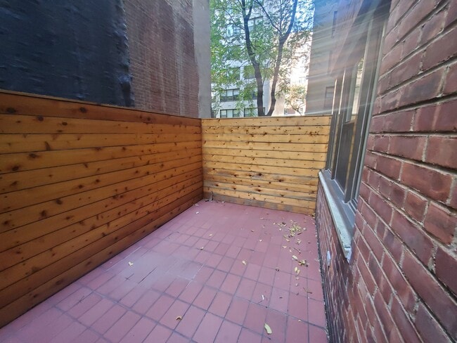 Photo - 20 Beekman Place