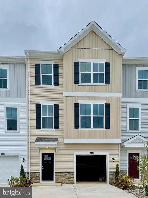 Photo - 608 Cherryview Dr