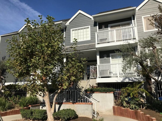 Front of building - 12035 Washington Pl