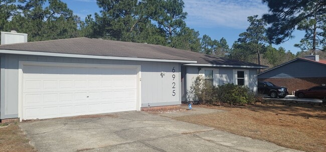 Building Photo - Don't miss this beauty!!! Rental
