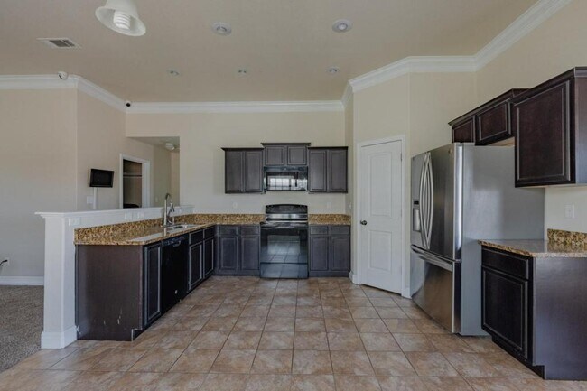 Photo - 711 Candlestick Dr