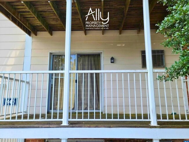 Photo - 840 Runnel Ct